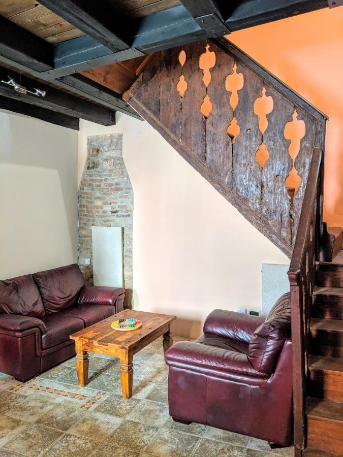 Private Courtyard Medieval Stone Home In Old Town Rovinj Zewnętrze zdjęcie